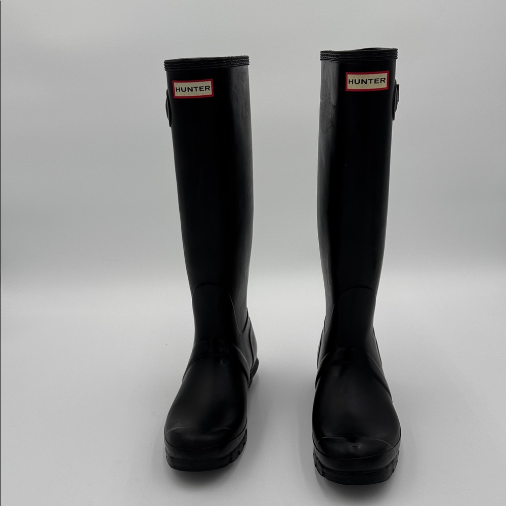 Hunter Classic Black Waterproof Boots - Picture 10 of 13